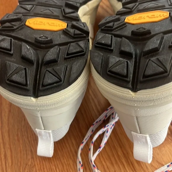 VEJA Dekkan Alveomesh Size 9 NEW - Picture 8 of 16